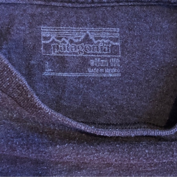 PATAGONIA Brown Short Sleeve Spell Out T-shirt Tee. - Picture 5 of 5
